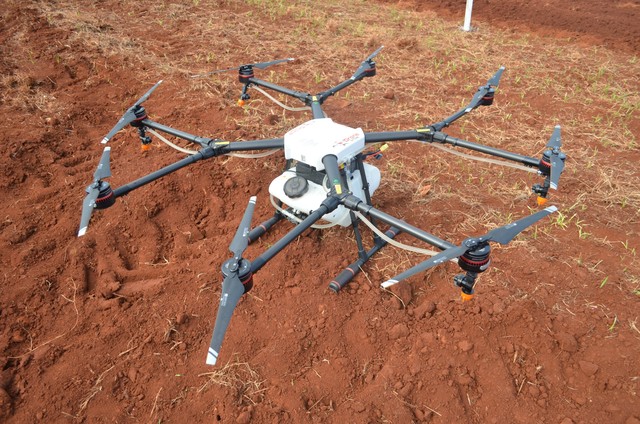 Drone pulverizador é vendido na Agrishow por valores entre R$ 50 mil e R$ 200 mil (Foto: Adriano Oliveira/G1)